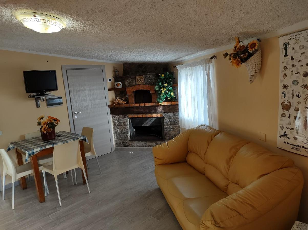 Appartamento Il Cerseto Santa Domenica Talao Esterno foto